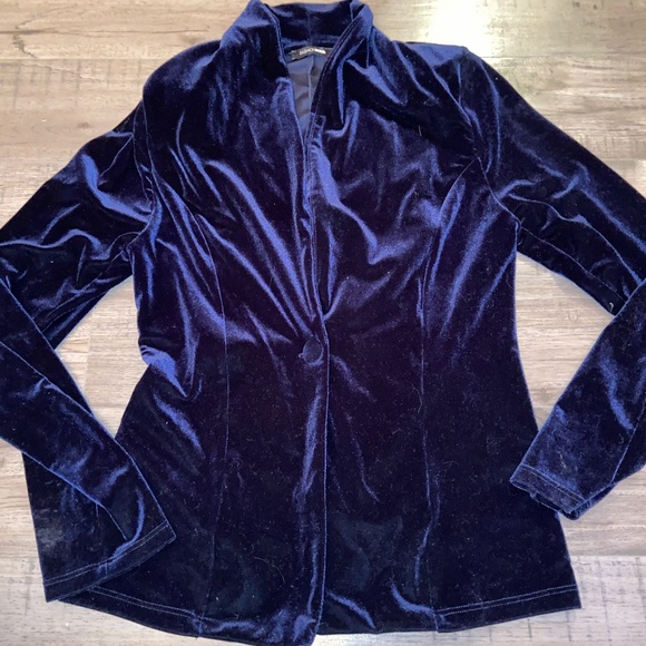 Navy velvet cropped suit - Picture 3 of 4